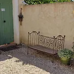 Sejour En Amoureux, Cocktail De Bienvenue Sur Notre Terrasse Provencale