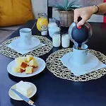 Sejour En Amoureux, Cocktail De Bienvenue Sur Notre Terrasse Provencale Hyères