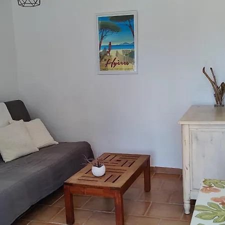 En Amoureux, Cocktail De Bienvenue Sur Notre Terrasse Provençale Hyères