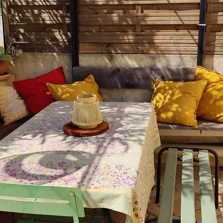 Apartamento En Amoureux, Cocktail De Bienvenue Sur Notre Terrasse Provençale *