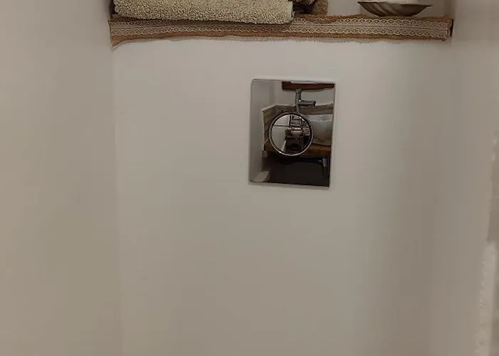 Apartamento En Amoureux, Cocktail De Bienvenue Sur Notre Terrasse Provençale Hyères